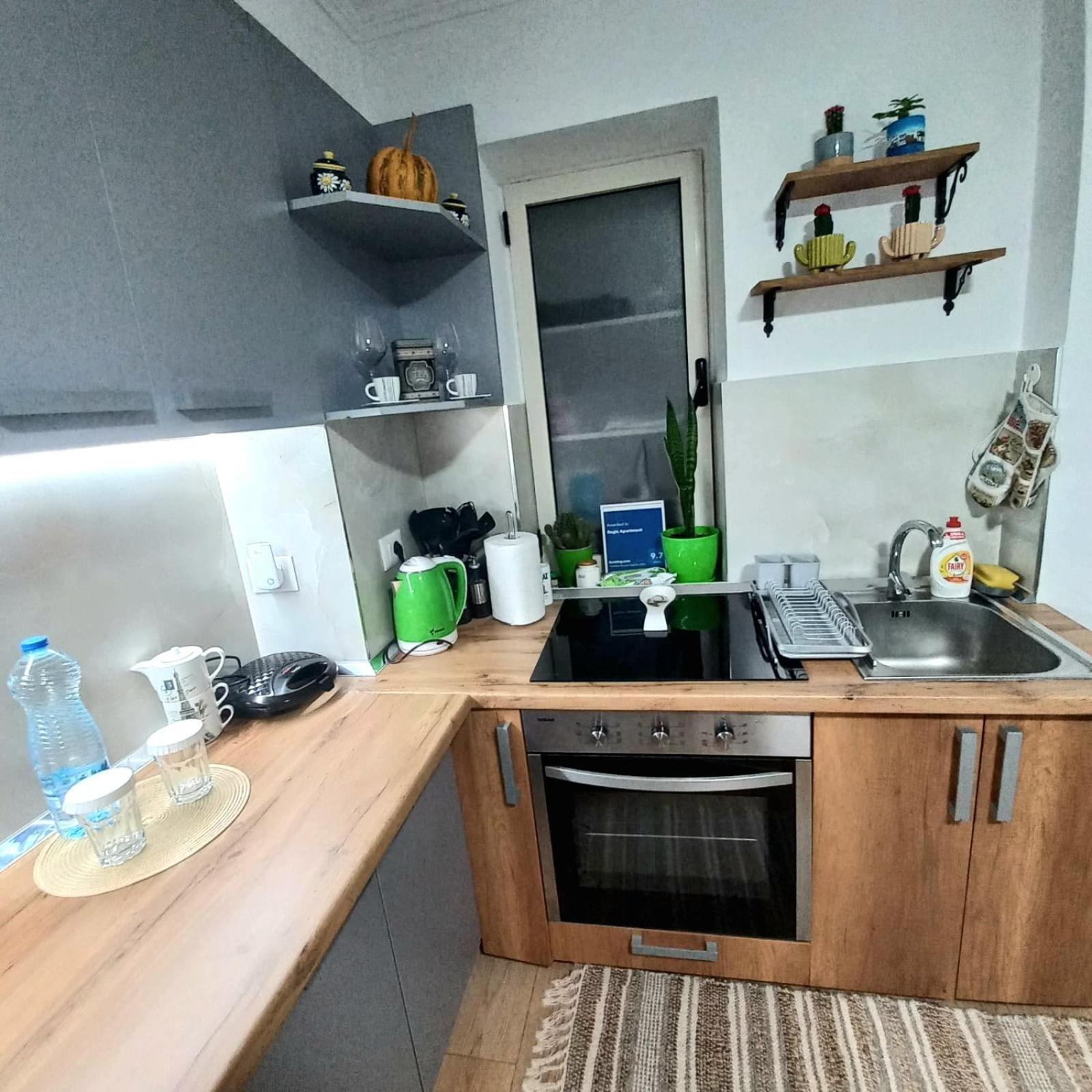 Regis Apartment Tiranë Luaran gambar